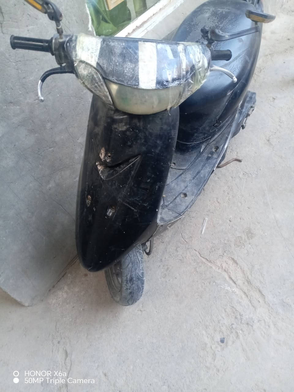 السلام عليكم دراجه شغاله بس بيهه جعجه نقص مال صالنصه وبيهه شويه ملعب بل الويل الوره رايدهه ب 150وبيه مجال بسيط مكاني الشعب حي البساتين
***********
