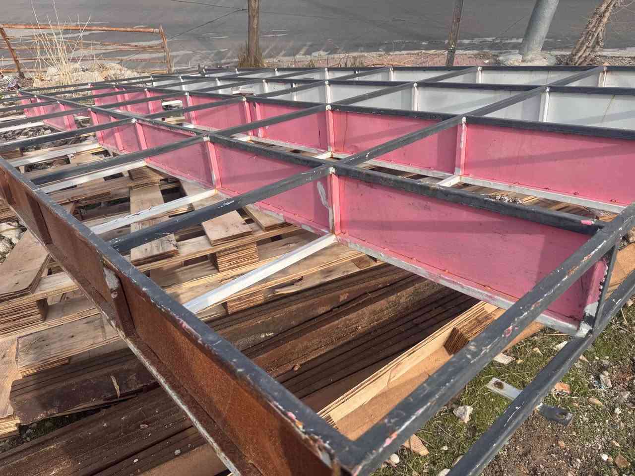 سلاو ريز ره فه دوكان بو فورشتن 
٤مه تر دریژە ٢.١٠سم بەرزە ٢٥٠ هەزار تیچوە بە ١٠٠ هەزاردفروشم  لە سلیمانیە 
0771 781 37 37 📲 السليمانية, العراق
