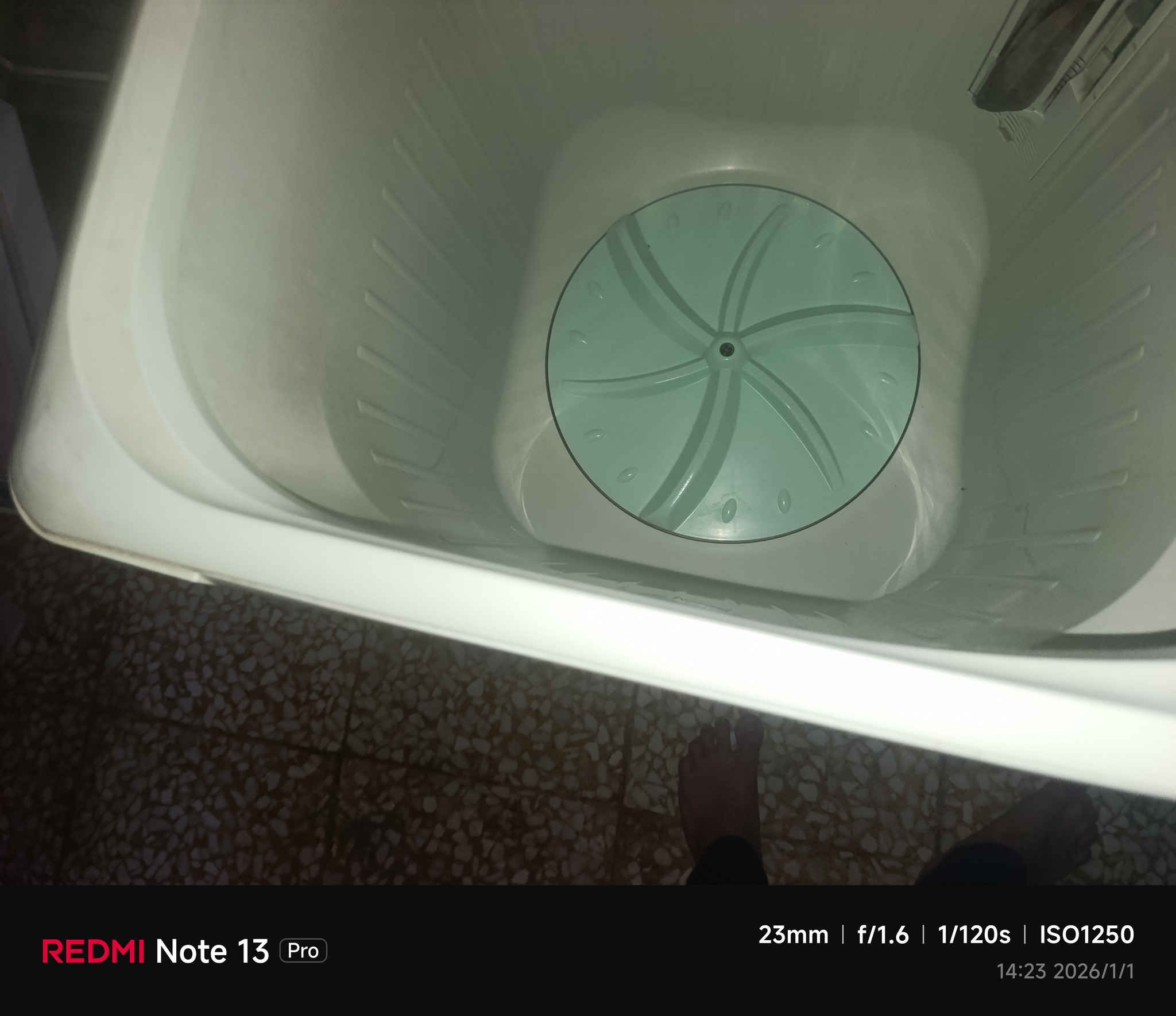 فرن كهربائي دنكا اصلي شغال على الفحص سعر 65 و غساله توشيبا شغاله غسل وتجفيف سعر 70


**إذا كنت صاحب هذا الإعلان وتريد حذفه لأي سبب، رجاءا أرسل رسالة إلى الدعم الفني**