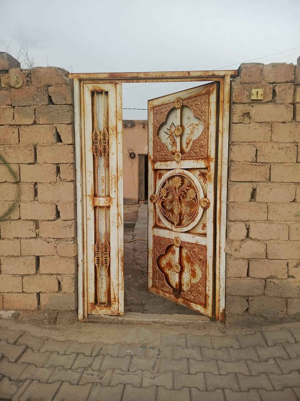 سلام عليكم بيت للبيع بحي جسوم بسعر مناسب 20مليون مسحتة ميتين متر شراي بية مجال


**إذا كنت صاحب هذا الإعلان وتريد حذفه لأي سبب، رجاءا أرسل رسالة إلى الدعم الفني**