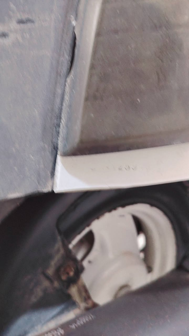 دراجه بوليسي للبيع الدراجه مكفوله مكينه وكير وختم واحد الدراجه البلادي ماناقصه شي شوفت عينك العنوان مجمع سيد اسماعيل البوابه الأوله السعر ٩٠٠ وبيه مجال للشراي بي خير ويدلل...      ***********  وهاذه رقمي
