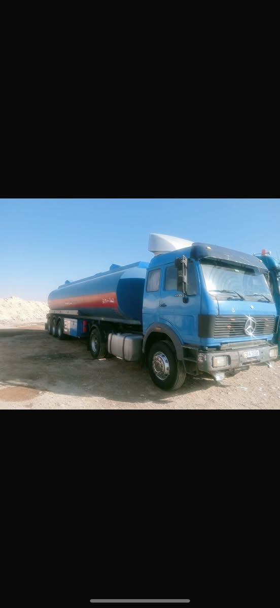 سياره البي البيع موديل ٨٥ مربوطه وكالمه مكينه ٣٣ كير ٥٥ جيب هيس تكيله يخلصه لشهر ١١ سياره معتمته ***********
