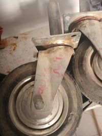 غراض • مستعملات • نظيفات