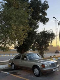 للبيع او الامراوس مارسيدس موديل 1991   حجم 300se محور محرك ياباني vvti...