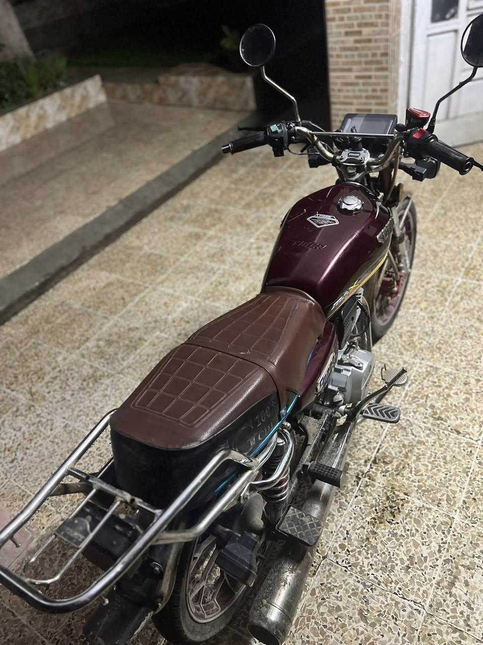 إسلام عليكم 
مأطور سافان 2025للبيع فقط 

للاستفسار اكثر اتصل أو راسلني خاص
***********
