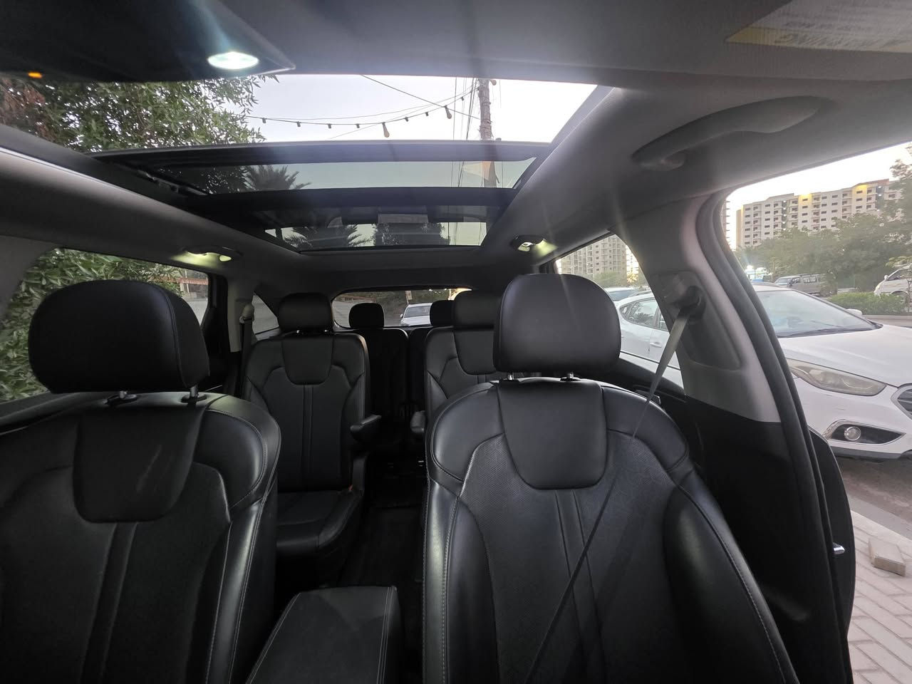 سورنتو ٢٠٢٣ بلاك ادشن وارد امريكي بانوراما فول مواصفات
٤ سلندر كراسي منفصل كشنات تدفئة تبريد فووول 
رقم اربيل 
موقع السيارة بغداد البياع حي الرسالة شارع الضغط
صور الحادث والسونار داخل المنشور
ماشية ٥٨٦٠٠ كيلو
السعر:٢٣٥ قفل..

 
***********  مرتضى
