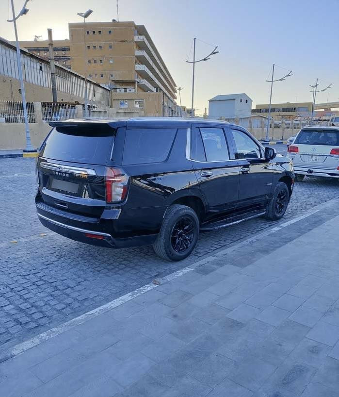 ⚜️تاهو خليجي 2021⚜️
• وكالة المنصور
• ⁠رقم بغداد
• ⁠بأسم المالك تحويل مباشر 
• ⁠السنوية مجددة لغاية 2031 
• ⁠باب الايمن الخلفي مصبوغ 
• ⁠وبيها 4 مكانات بارد بسيط كما موضح بالسونار
• ⁠مواصفات LS عادية محدث بجم برايمر 
• ⁠بصمة
• ⁠تشغيل عن بعد
• ⁠محرك 5300
• ⁠حساسات امامي وخلفي 
• ⁠رادار امامي وجانبي 
• ⁠تحديد مسار 
• 7 راكب 
• شاشة كبيرة تدعم كار بلي اندرويد اوتو
• ⁠كشنات مخمل
• ⁠ماشية 170 الف
• السيارة جاهزة من كلشي كير ومحرك وحدادية وتخم تاير جديد⁠
⁠
📍مكان السيارة البصرة الزبير

📞رقم صاحب السيارة 
*********** 
*********** 

‏‎🔴 لمعرفة السعر / علق داخل المنشور اي تعليق ويجيك رد فوري برسالة خاصة 
——————————————————
‏‎⚠️ السيارة اعلان ممول غير تابعه للصفحة ونحن ليس لدينا علاقة في تحديد السعر وغير مسؤولين عن الاتفاق الذي يحدث بين البائع والمشتري
‏‎مع تمنياتنا للطرفين بالتوفيق

——————————————————
#بيع_سيارتك
