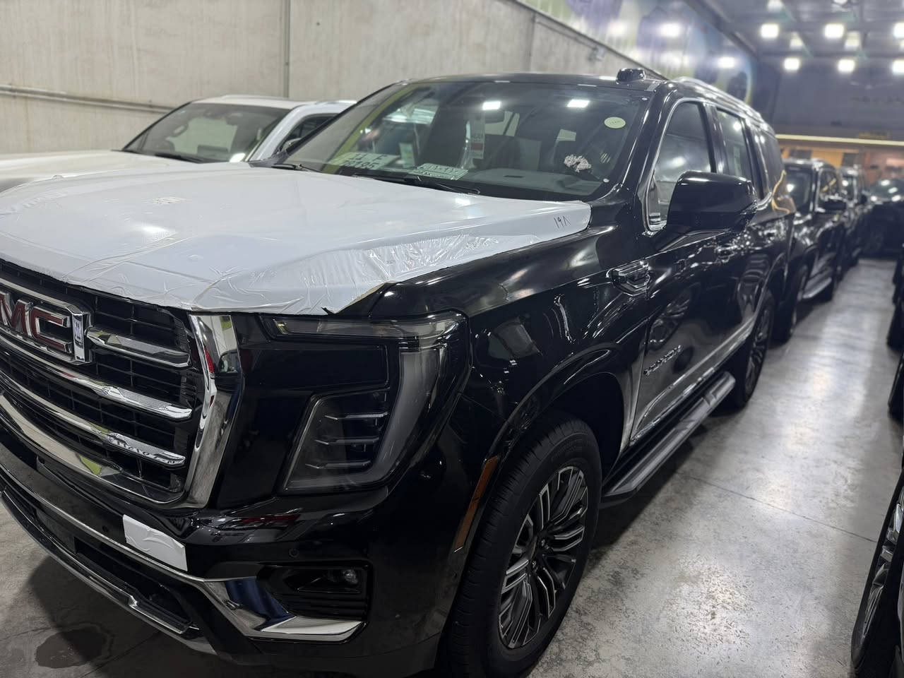 السلام عليكم
يوكن الفيشن 2025 زيرو مرقم بغداد
مكفولة كفالة عامة  
سعرها 101 مليون وبيها مجال بسيط
للاستفسار اكثر:***********
مكانها:معارض النهضة شركة اللامي
