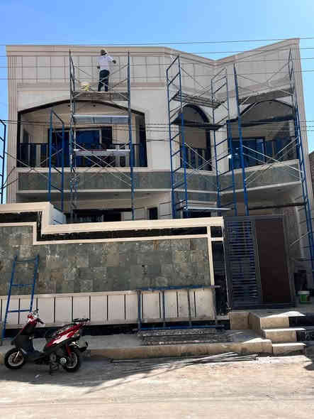 نعمل بكافة  الديكورات جبس بورد  سقوف ثانويه   صبغ وجهيات  داخل العماره  ***********
