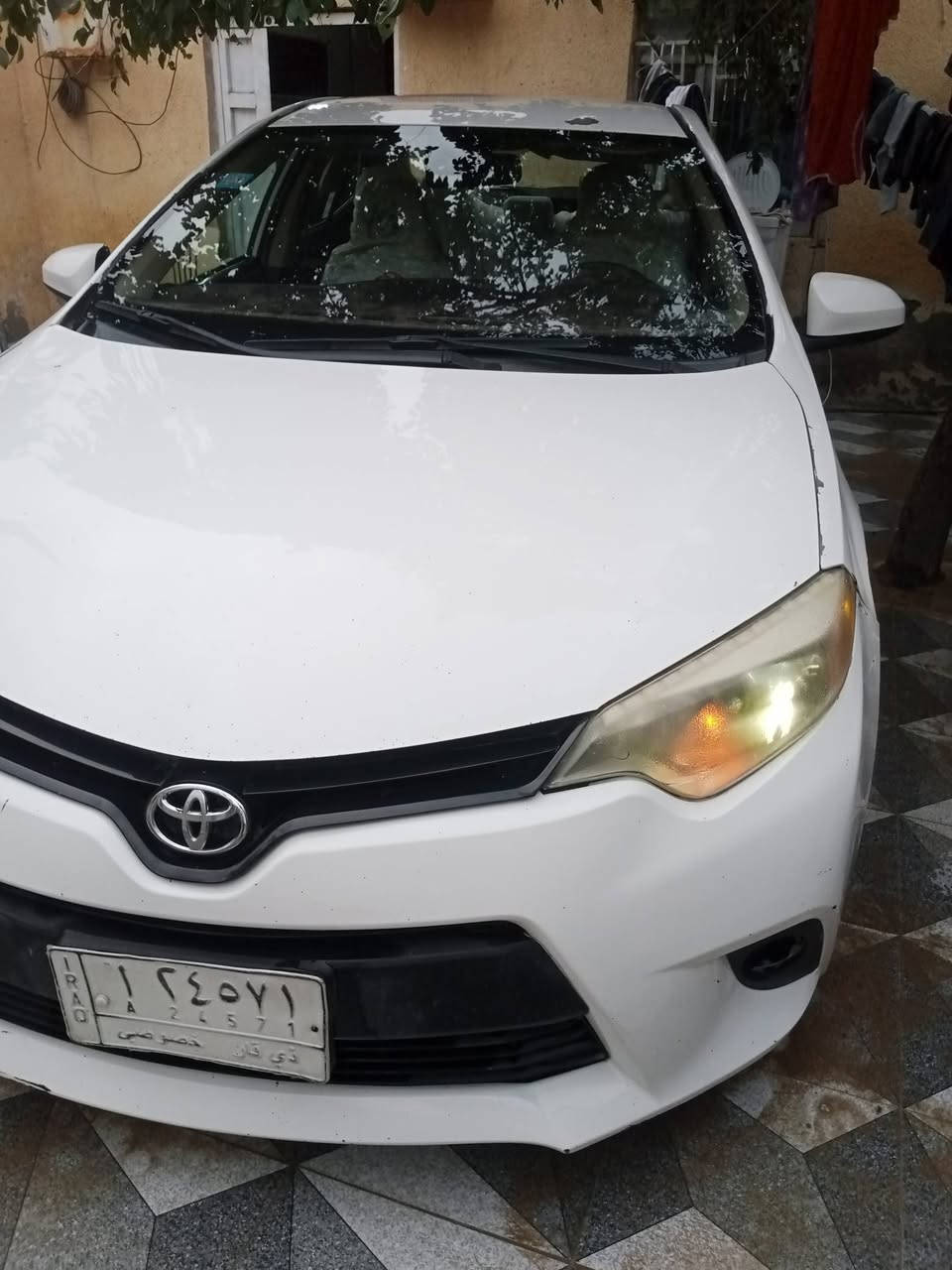 السلام عليكم 
كورلا موديل 14 
امريكي تبديل بابين فقط الباقي كفاله
مكينه وكير هم كفاله
مكينه 1800
السياره جاهزه من كلشي تبريد +تدفئه +تحكم ستيرن
ماشيه 100،،،السعر 120 وبيه مجال 
***********
ملاحضه ترهم مراوس بتكسي اوبتيمه او الانترا
