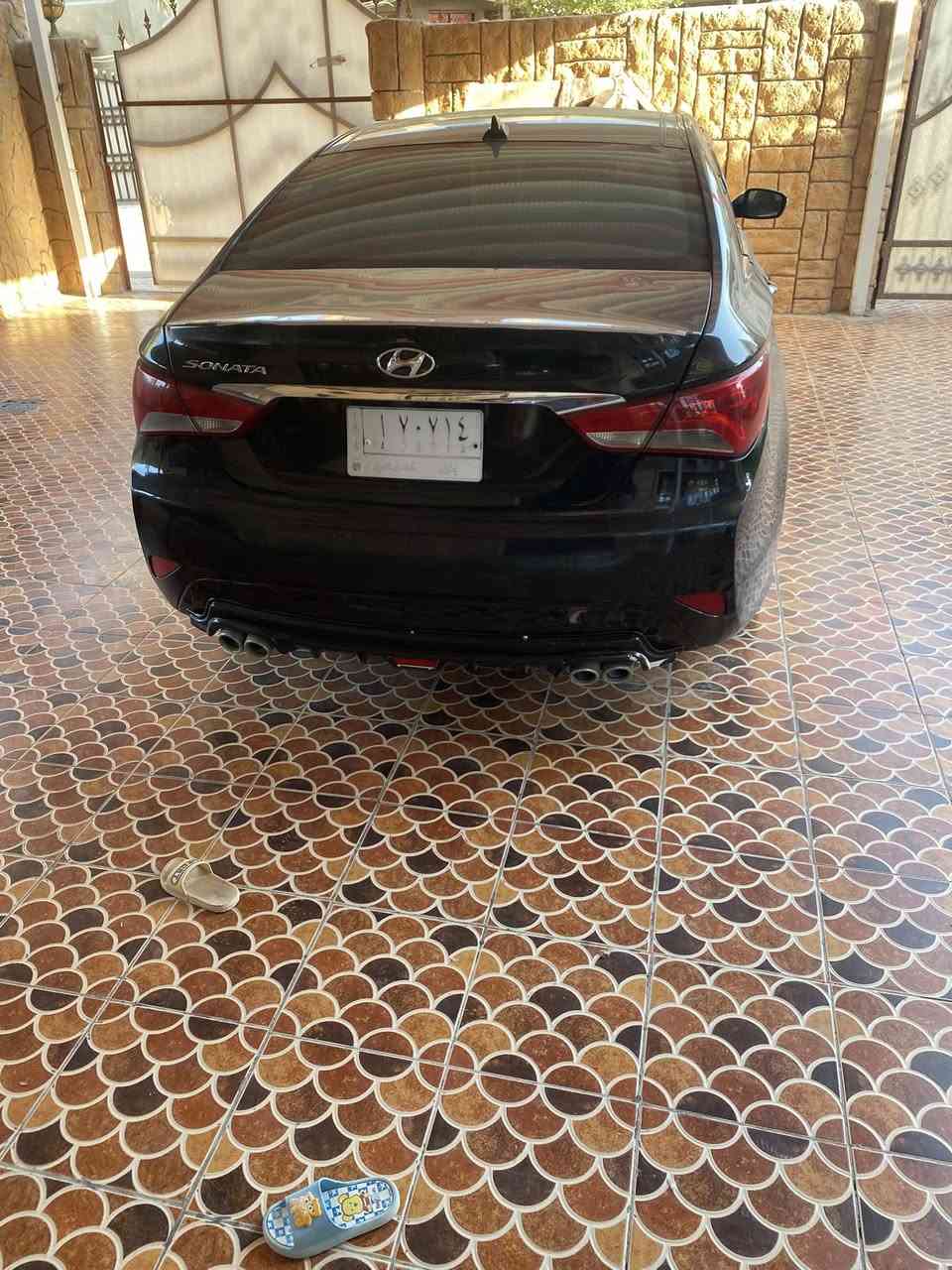 للبيع سوناتا موديل 2014 فول وارد امريكي بيها جاملخ وبنيد وبيها قطعتين صبغ  او مراوس  وهذا رقم تلفوني ***********

