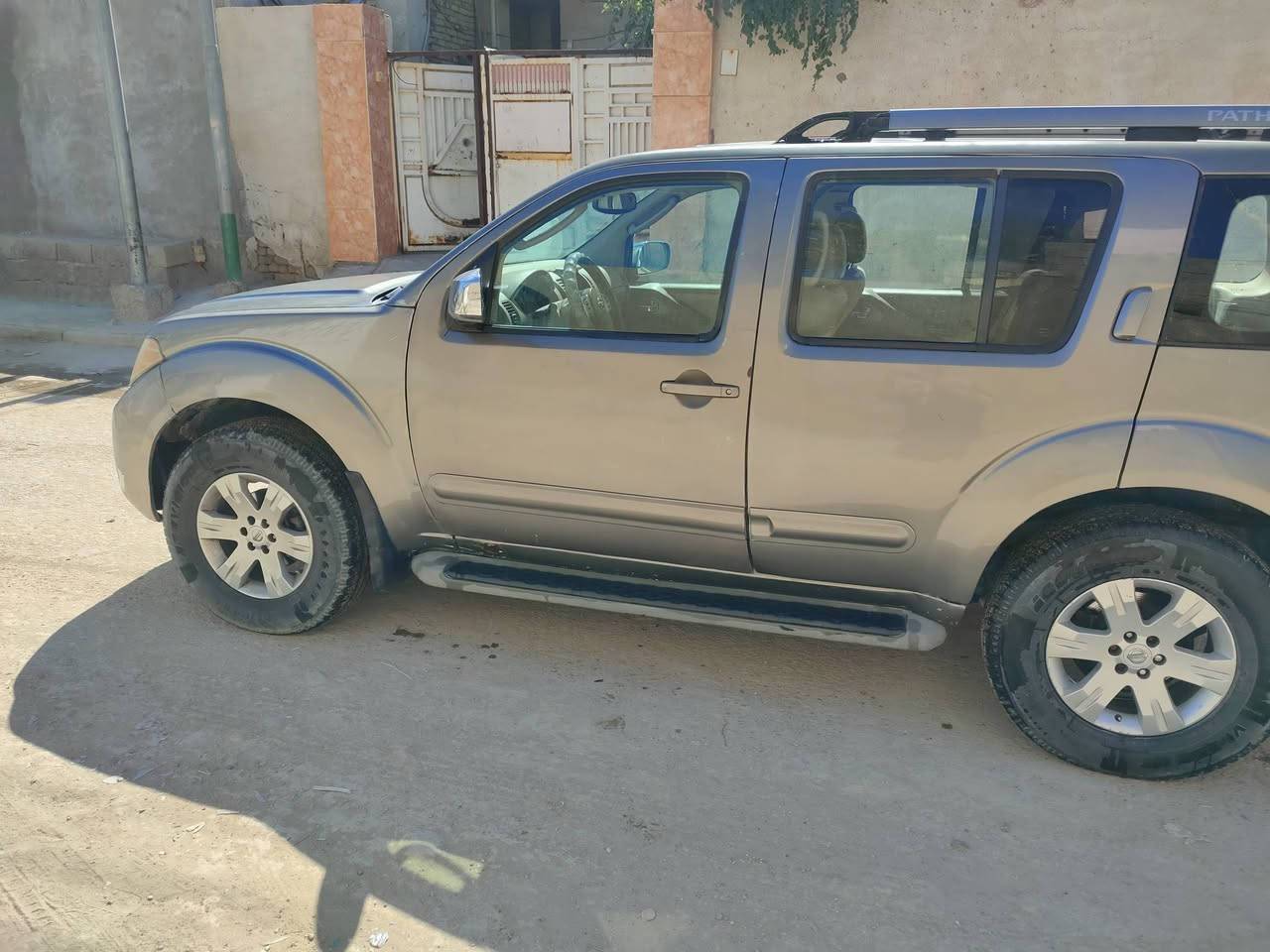 ا
لسلام عليكم نيسان بافندر موديل 2009 للبيع للاستفسار المراسله او الاتصال *********** مكان السياره العماره
