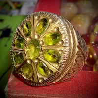 زبرجد • صياغة ثقيلة • حجم كبير