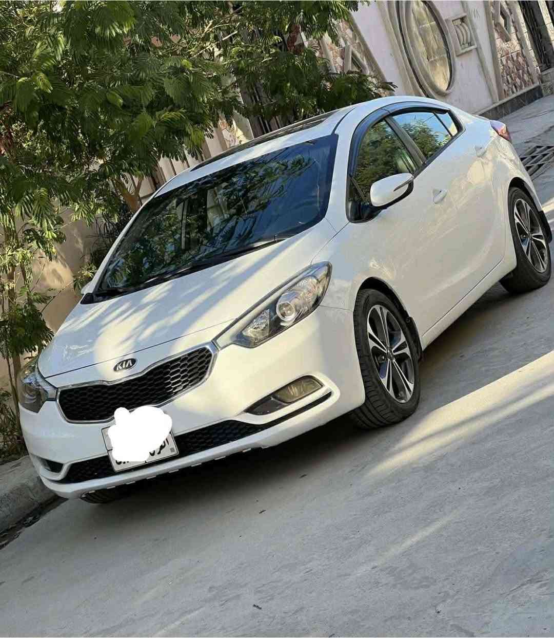 كيا سيراتو موديل 2014 نص باب خلفي بيها صبغ مكينه مفتوحه رقم اربيل سلايت للا ستفسار اتصال على الرقم ***********
