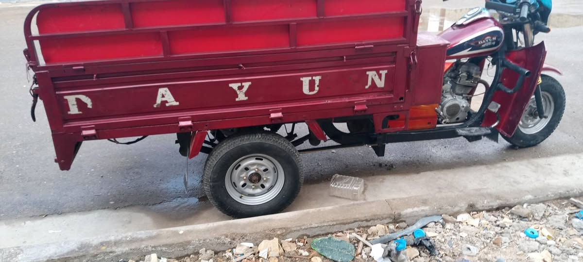 السلام عليكم ستوته موديل 18ستوته كامله السعر مليون وربع بيه مجال ***********مكاني بغداد الشعب
