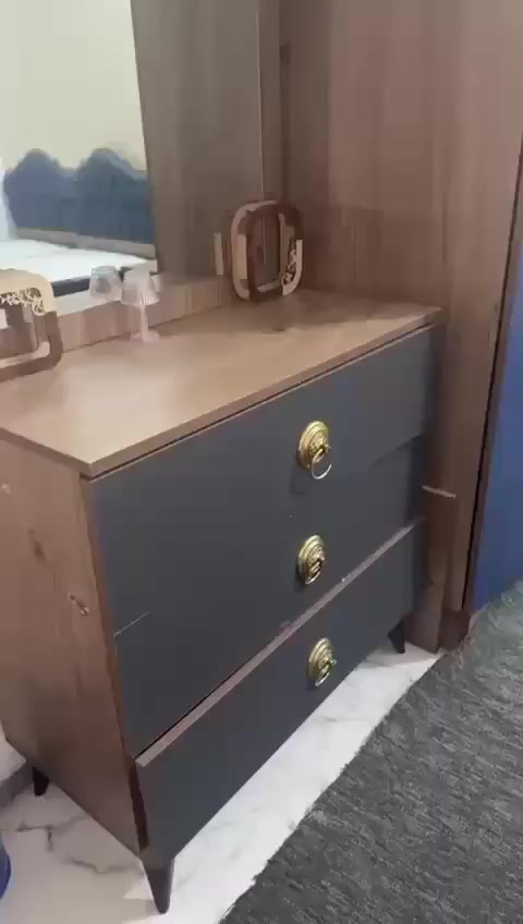 سلام عليكم هاي اغراض للبيع  مكانه حي اور يم جامع الفردوس


**إذا كنت صاحب هذا الإعلان وتريد حذفه لأي سبب، رجاءا أرسل رسالة إلى الدعم الفني**