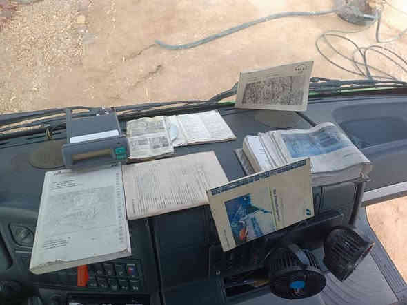 السلام عليكم مان تيكه للبيع مديل 2004 مكينة 410 بم ونوزل سيارة نضيفة مكفولة كفالة عامة للمزيد من التفاصيل الرجاء الاتصال بالرقم ***********
