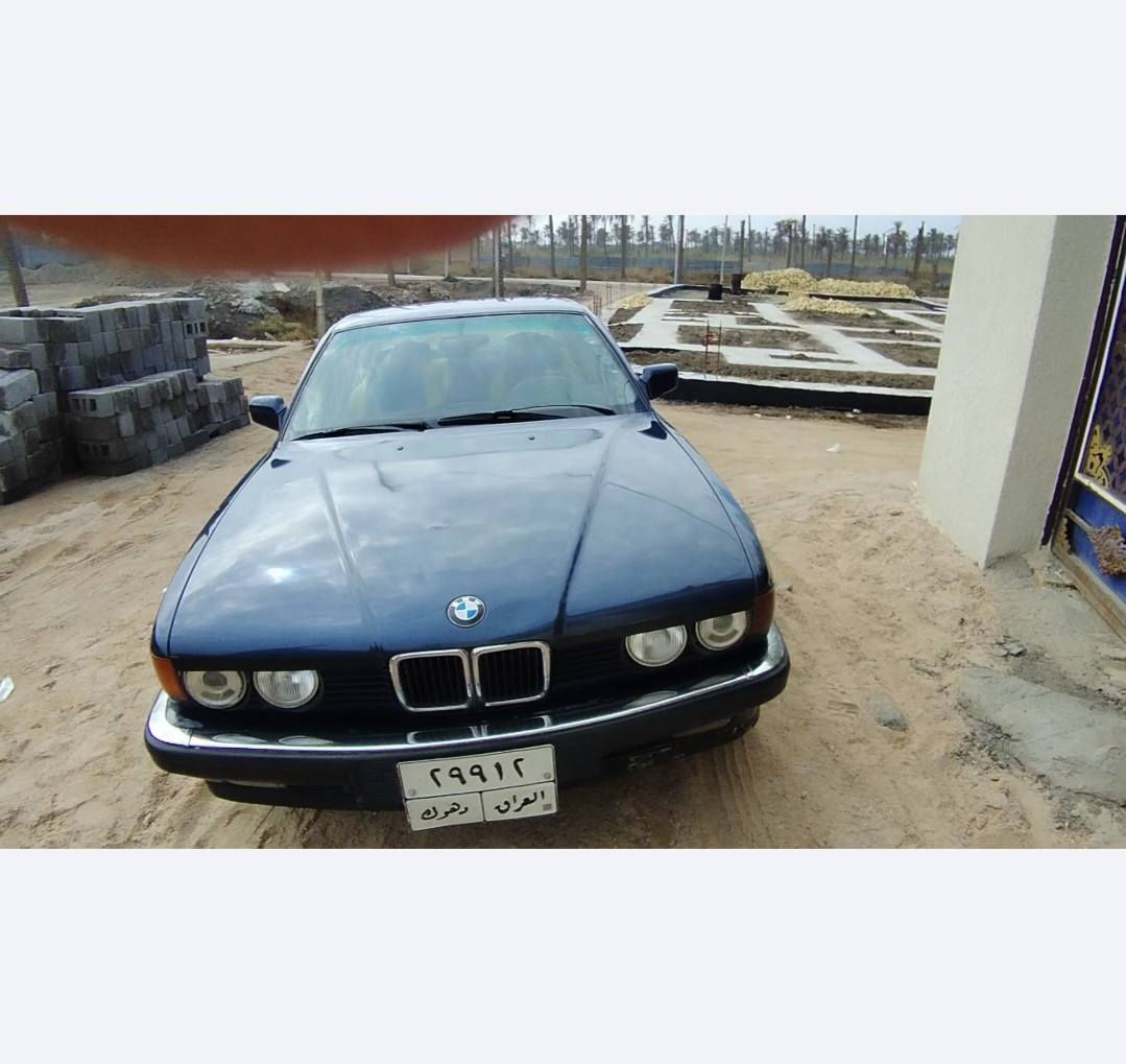 بيام 700 محرك بلاد رقم شمالي السنويه غير نافذه السيارة جاهزة للمراوس السعر ٥٠ العنوان البصرة قضاء المدينة رقم الهاتف ***********
