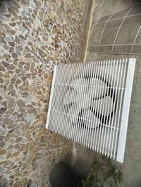 ساحبة جديدة مستعملة شتوية وحدة شتريتها ب٤٥ ابيعها ب٢٥ وبيها مجال بيزكل...