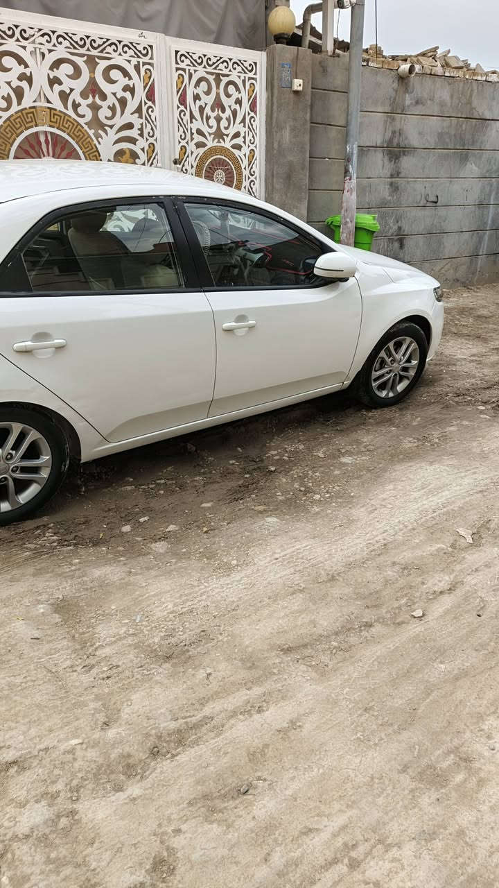 سلام. عليكم سياره سيراتو موديل 13 كفاله عامه بسمنه سنويه ل30 حداديه خير من الله تبريده ثلج تخم. تايرات جدد سياره جديده يشهد الله من. دوام. للبيت ومن البيت لدوام. رقم بغداد 

مكان. السياره حله حي العسكري 

الاتصال عل رقم. ***********

خاص محذوف فقط اتصل وتدلل وبخدمتك
