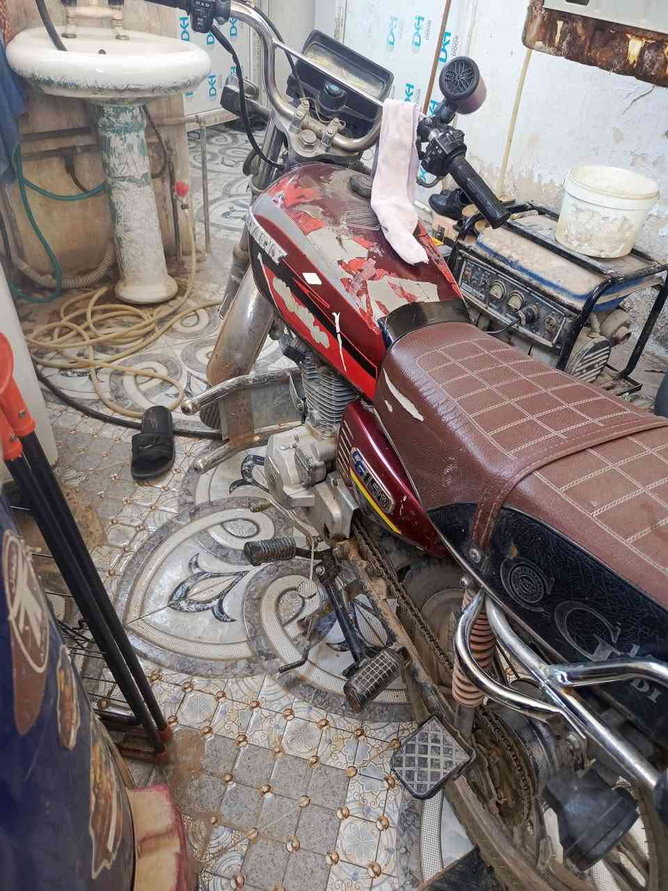 دراجه سيفان 2019هندر سلف كهربائيات كامله مكينه تخبل بدون اوراق اوراقها تالفه السعر 300وبيها مجال شي قليل مكاني تقاطع القدس


**إذا كنت صاحب هذا الإعلان وتريد حذفه لأي سبب، رجاءا أرسل رسالة إلى الدعم الفني**