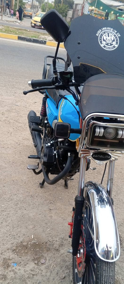 دراجة ايراني سونك خمسة كير سكنر دراجة كلهة بلادي برغي ما مفتوح بل مكينة برغي دراجة نضافة نفس الي بل صورة وبعد انضف كهربايات كلهة شغلة اي نقص مابيهة بصمات ٢ وسويجات٢ السعر 900وبيهة مجال
التواصل ***********
