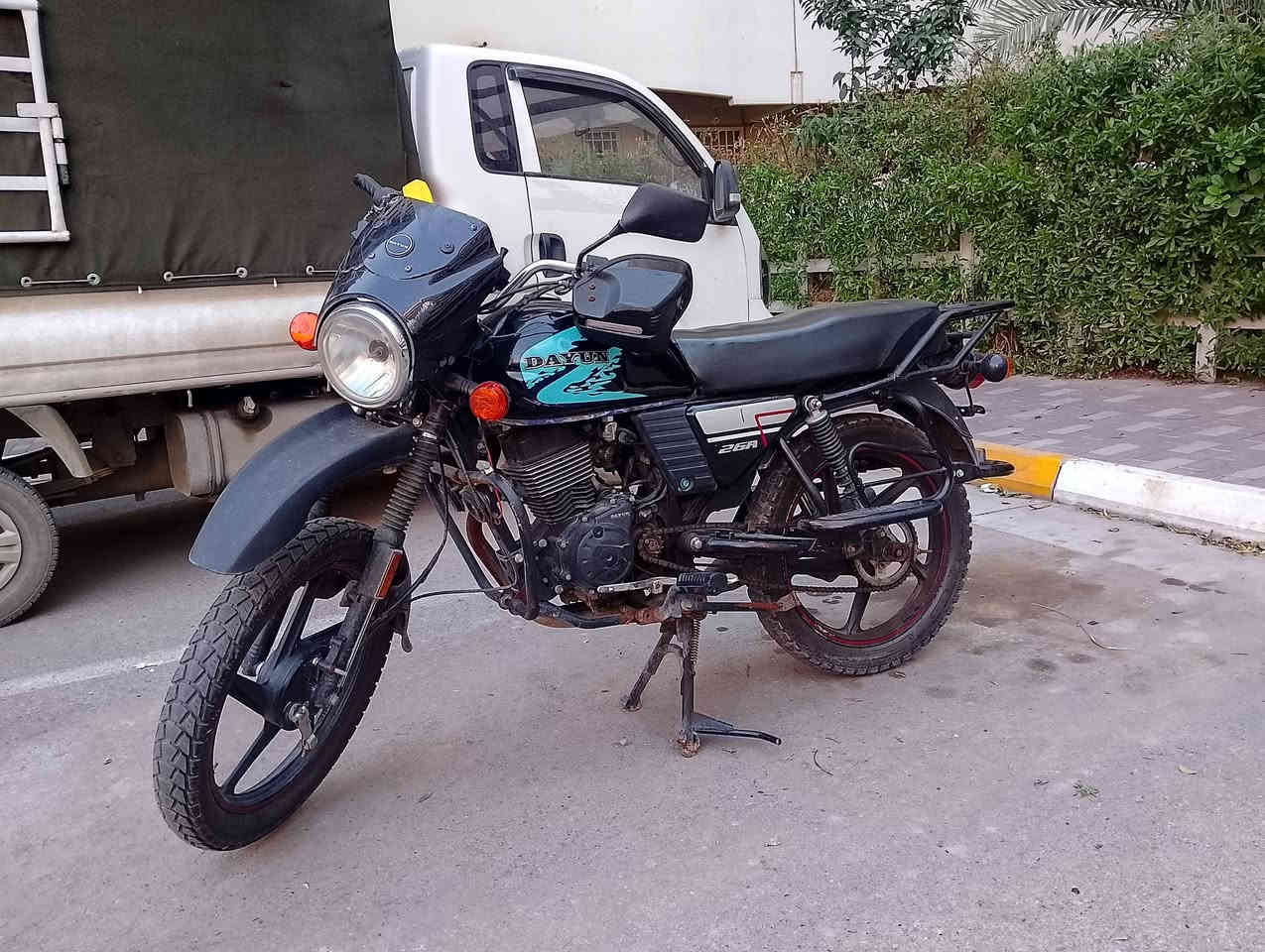 السلام عليكم ما شاء الله
دراجه للبيع : النوع دايوان جبلي 150cc

المديل : 2022 

الدراجة حالة الوكالة ما مبدل اي شي 

عدسه زنون LID عالي ناصي
 
رقم التلفون : ***********
مامتواجد عله فيس
