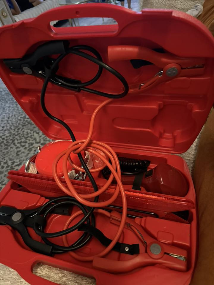 غراض تويوتا اصلي يابان جديد سعر ٨٥  الف


**إذا كنت صاحب هذا الإعلان وتريد حذفه لأي سبب، رجاءا أرسل رسالة إلى الدعم الفني**