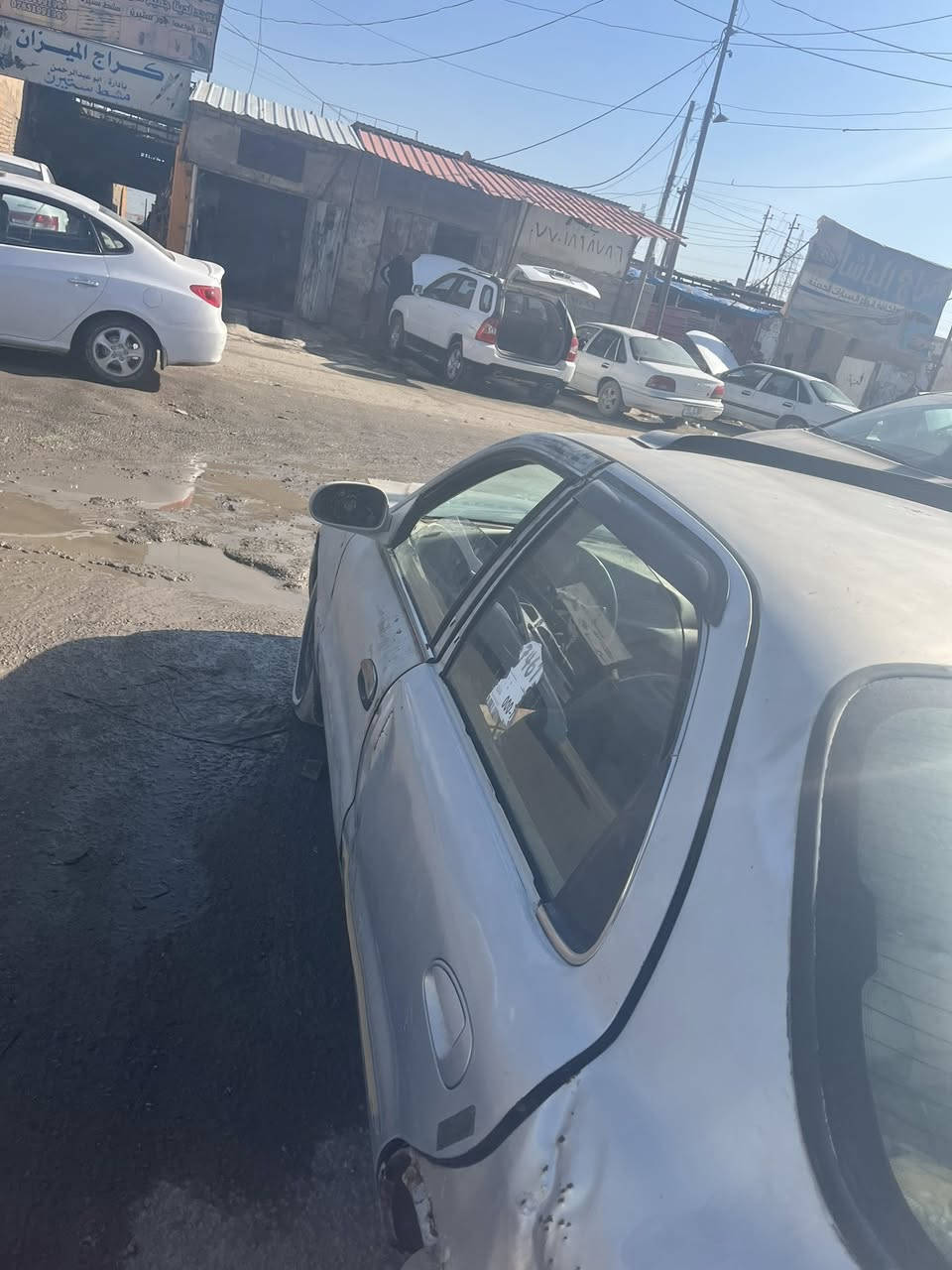 كريدوس مكينه و كير كامري ابو الجف السياره مكينته دخن كهربائيات كامله نكره بكل وكت سياره خير من الله بس يحتاجلها شغل شويه سعره مليون و ميتين الرقم ***********
