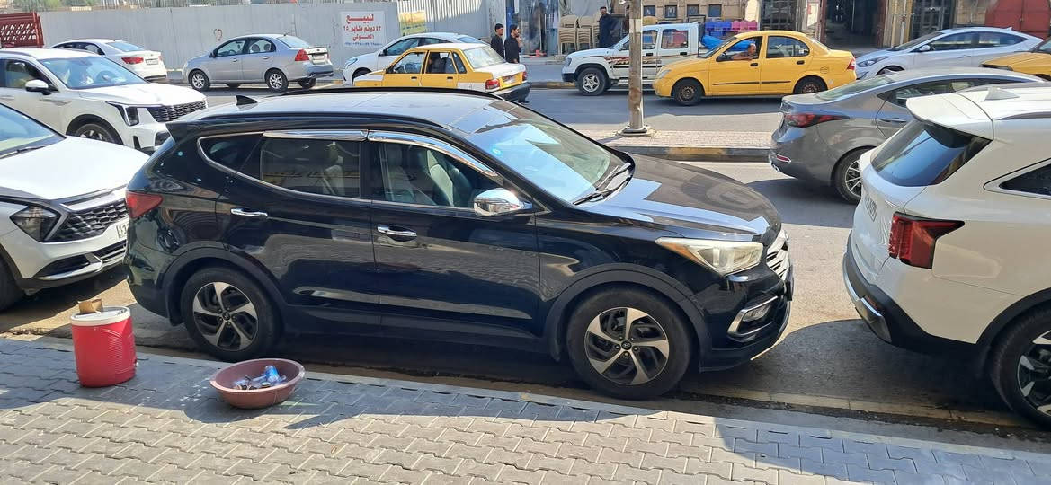 سلام عليكم  سنتافي ١٧ وارد امريكي فول مواصفات للبيع رقم واسط ضرهه جدا حلو بدون ارباك  ماشيه ١٠٠ سعرهه ١٥٠


**إذا كنت صاحب هذا الإعلان وتريد حذفه لأي سبب، رجاءا أرسل رسالة إلى الدعم الفني**