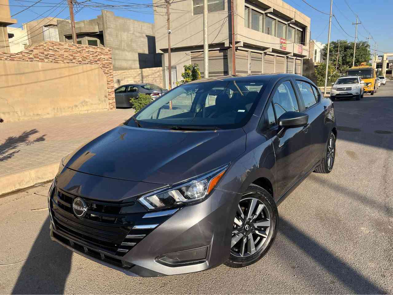 سلام عليكم 
نيسان فيرسا sv
موديل ٢٠٢٤
ضرر جاملغ وبونيد
بدون دواخل
مكان السياره كركوم 
سعر ١١٩بيها مجال
رقم *********** كركوك, العراق
