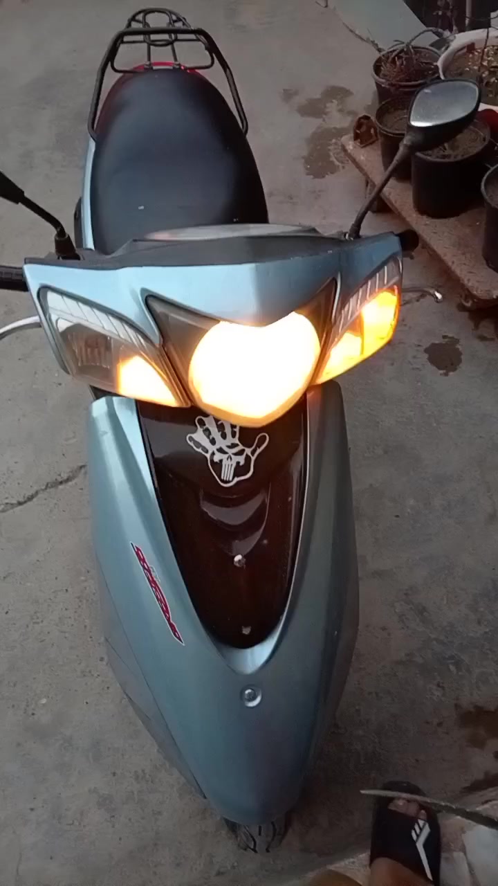 بريز بغبغاء نوزل خطين نكره سلف مكينه ناعمه
سعر850
مامفتوحه كفرات تجاريه ***********
