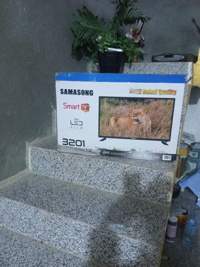 شاشه  قياس ٢٤  بدون نت نظيفه  السعر  ٦٥ .
شاشه انترنت قياس  ٣٢ سامسونك بالكارتون  سعر  ١١٠  .
شاشه  انترنت بالكارتون  قياس ٣٢  سعر  ١١٠ 
ماركة باناسونيك . *********** بصره
