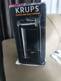 طاحونة قهوة • كولومبي أصلي • 110 فولت