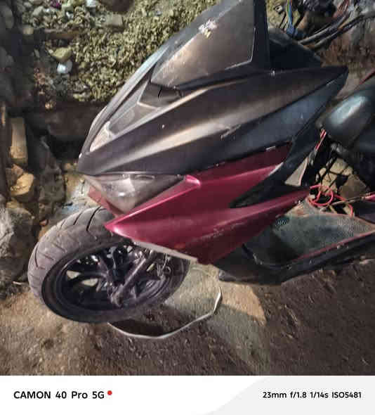 السلام عليكم عندي دراجه للبيع بس كاطعه ناريه فقط رقم جهاز ***********
