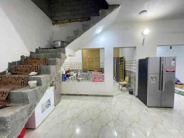 #يعرض_مكتب_الخيكاني
                 
 دار      🏫للبيع 

🔰#المساحه/120 م

🔰#الموقع/ خلف الملعب 
🔰#مواصفات 
غرفه   نوم و صاله و مطبخ  و استقبال و صحيات داخليه و خارجيه   

🔴سنه البناء ٢٠٢٤
 
🔰للأستفسار أكثر يرجى الأتصال
***********   
   عنوان المكتب خلف الملعب القديم ع الشارع الرئيسي 
             #مكتب_ابو_سجاد_الخيكاني ل
