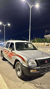 ميتسوبيشي • ٢٠٠٢ • بدون حادث