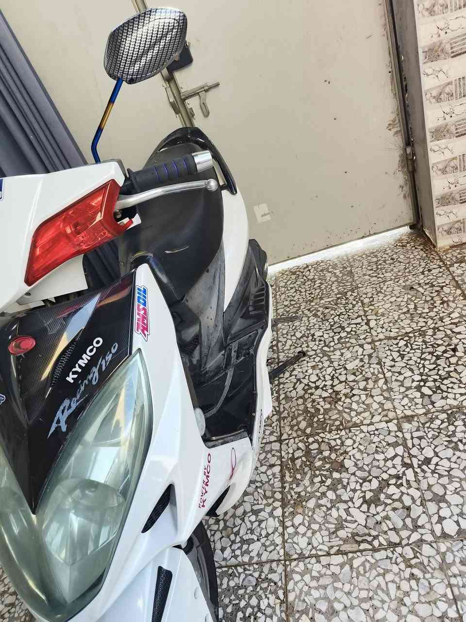 للبيع فقط قبل كلشي دراجه مفتوحه مره وحده شرط اصلي كله مبدل بستم و زنجيل بوشه 61 اجت بيها

دراجه تزويدها مطابق بوش و صالنصه و كلجات كله مطابق
كلجات رياضي
صالنصه رياضي
دسك أمامي خلفي
مسويلها إدامه كامله ربع ما تصرف عليها

السعر 700 بيها مجال تشوفها غاليه اعبر المنشور واندعيلنا بالرزق
العنوان النجف ابوصخير ***********
