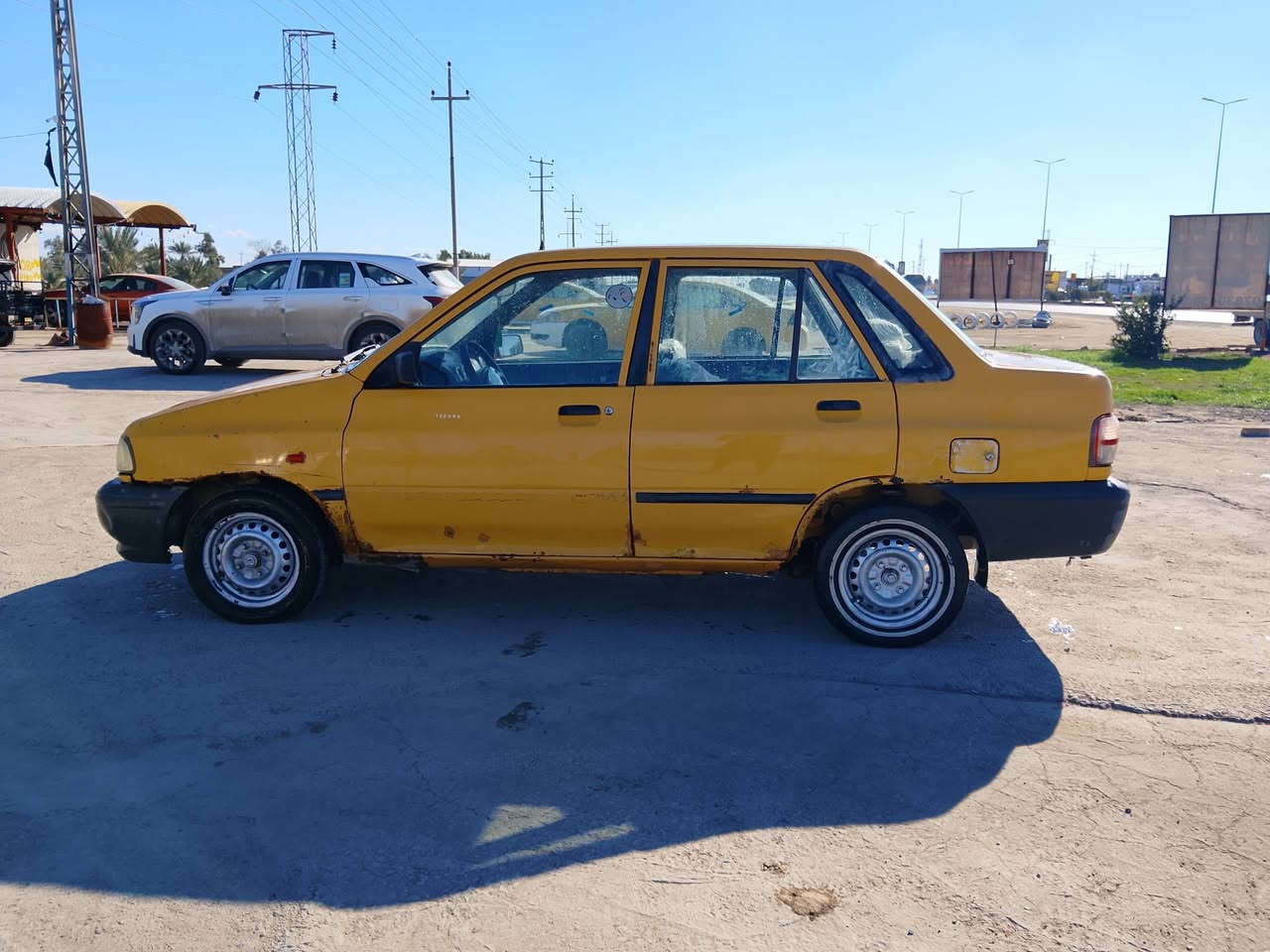 سلام عليكم شباب سياره للبيع موديل 2012 مكينه وكير حلوات تخم تاير جدد كهربائيات كلها شغاله رقم بابل صدامي السعر7 وبيه مجال للطيبين للاستفسار الاتصال على *********** مكاني بابل قضاء الكفل الخاص مغلق
