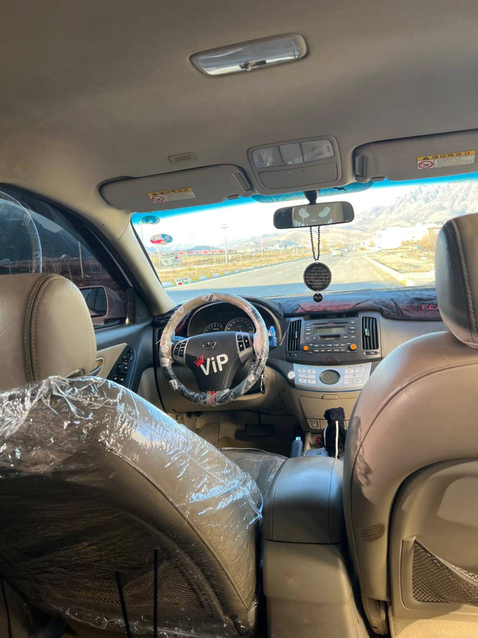 بەناوی خوای گەورە
ئاڤانتی بڕاوە2006📦😴
بڕاوە
گێڕو مەکینە بەشەرت
دەحم لێدراو بەشەرت
سەقفی بەشەرت وەک شوشەیە
سەیارەکە لۆک لۆکە
بێخایسی
یەک کەڤەری لای سەیاقی لای پشتەوە گۆڕاوە
سوکان ڤۆلیۆم
تەبرید لەمس
تەبرید ساردو گەرم بەشەرت
ئاوێنەکانی دەخەون 
کامل مەسروف
بێچاڵو شوختە
ناوزەردە
نرخی53مەجالێکی کەم
شوێن ڕانیە

***********
ئەدمینی❤️
