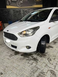Ford figo 2018  فۆرد فیگۆ ٢٠١٨  ٤ پستۆن خلیجی مەکینە ١٦ ی مرغوب سفری ش...