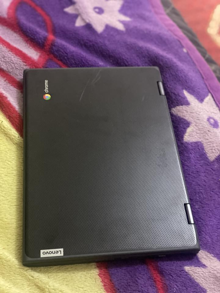 سلام عليكم لابتوب البيع
نضيف جدأ 

يدعم كل البرامج يستخدم الدراسه او العاب او التصفح كامل من كل نواحي من اكلك جديد يعني جديد 
تريده ايباد وتريده لابتوب لمس قلاب فدشي 

شحن يطول 4ساعات 

وكامل كل ملحقاته ويا 

رجاء المو شراي يلا يتعبني 

رقم الهاتف ***********

السعر 160

تواصل واتساب فقط 

مكاني ميسان
