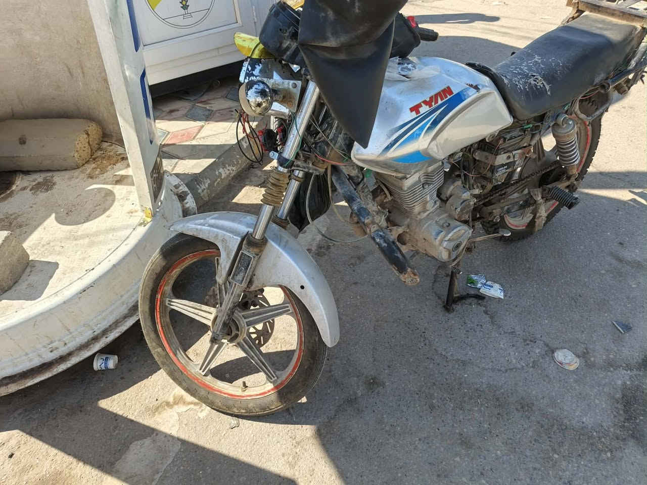 دراجه دايون مديل 19اوراق ظايعه مكينه لا تبخير ولا تنقيص شرط السعر 450وبيه مجال قليل تواصل ***********
