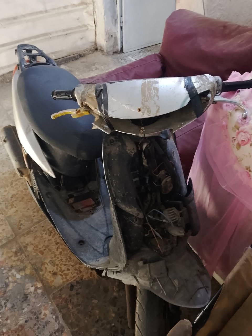 دراجه 60 عصفوريه شغاله وين ماتريد روح بيهاا بس ابيع كوم حديد الن ريدلهاا ترتيب السعر 60 بيها مجال حك الجيه مكان حي اور الشعب


**إذا كنت صاحب هذا الإعلان وتريد حذفه لأي سبب، رجاءا أرسل رسالة إلى الدعم الفني**