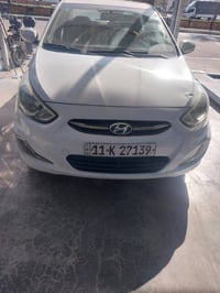 اكسنت ١٥ خليجي سياره مال بيت مكفوله من صبغ بارد بصيط  بيه سنويه بسمي ر...