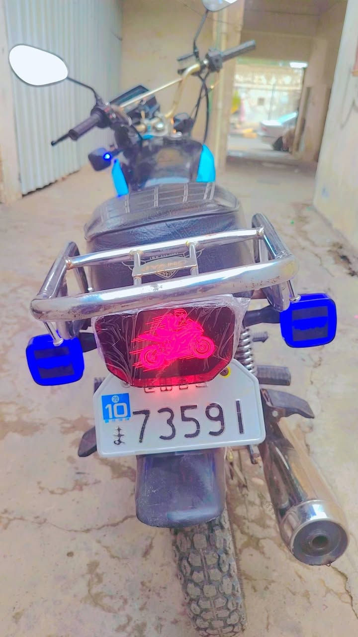 سلا عليكم ماطور إيراني للبيع محرك جديد وناعم كهربايات كله شغله سهر ٤٢٥ الف اتصال ***********
