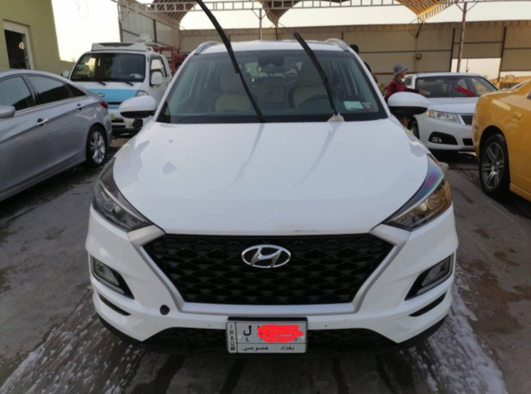 السلام عليكم
توكسان للبيع 2019 وارد امريكي
رقم بغداد  باسمي شرط تحويل
صور حادثه بل منشور 
سيارجديده بمعنه الكلمه 
مكينه كير حداديه كهربائيات كفاله 
مكان السياره دوانيه 
السعر 185 وبيهه مجال بسيط حك جيه 
الاستفسار ***********
