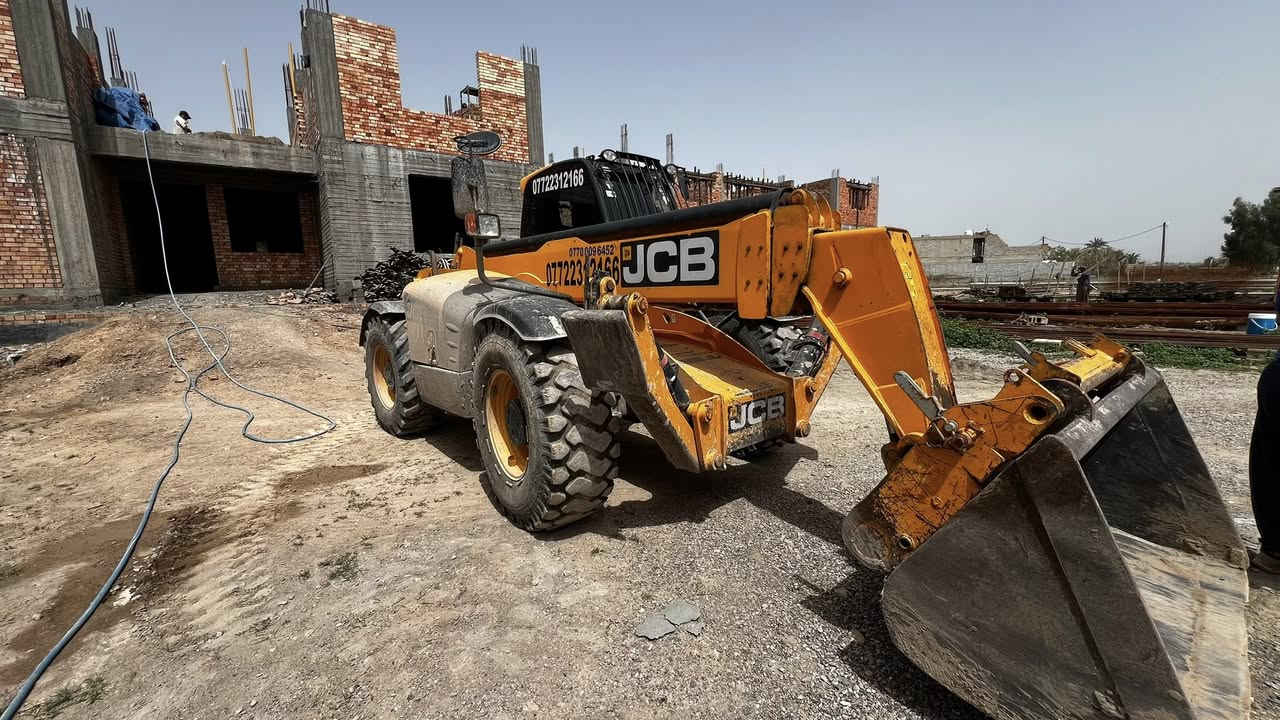 🚜 خدمات شفل للايجار 🚜
يا الله أللهم صل على محمد وآل محمد 💙
متوفر شفل حديث لخدمة جميع أعمال التحميل والرفع داخل وخارج الموقع
✔ تحميل وتنزيل مواد البناء (رمل، حصى، بلوك)معه شوكيه
✔ رفع حديد وسقوف ومستلزمات البناء
✔ أعمال مشاريع ومقاولات ومزارع
✔ شغل سريع ودقيق وبأسعار مناسبة

📍 متواجد في (شهربان المقدادية)والمناطق القريبة
⏱ شغل بالاتفاق (مقطوعية / كيلة / حسب المشروع)

📞 للاستفسار: ***********

 📍سرعة بالتنفيذ + شغل نظيف + التزام بالوقت📍
