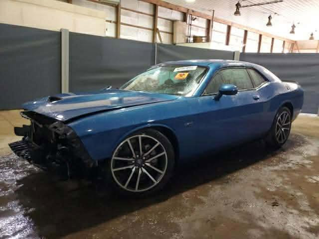 السلام عليكم 
جالنجر rt last call 2023
V8 5.7 
اللون بحري 
صور الحادث مرفقة 
ماشية 51 الف ميل قابل للزيادة 
السعر 192$ 

*********** واتساب فقط 
العنوان شارع فلسطين
