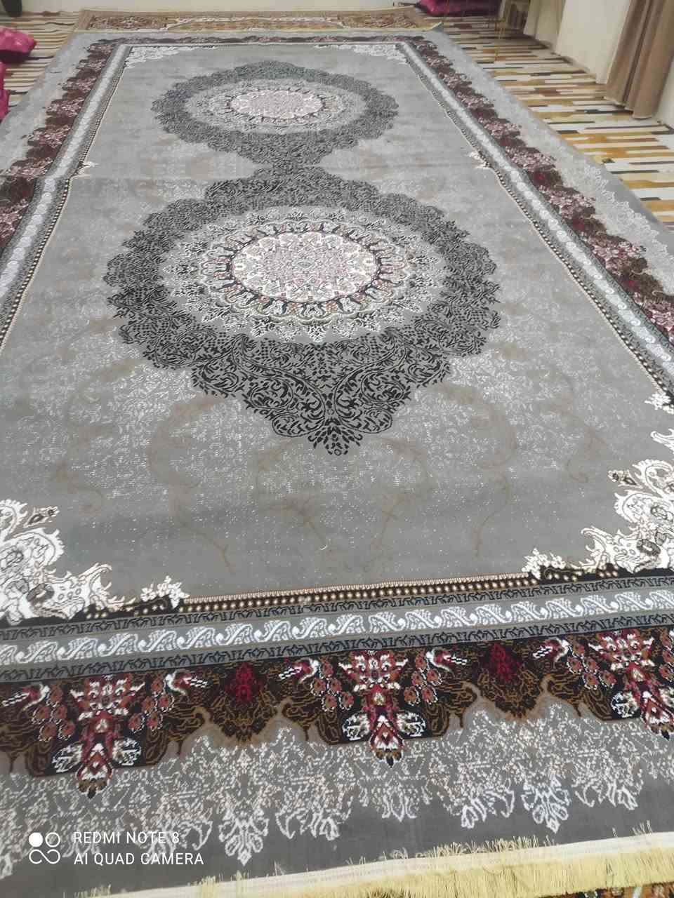 زوالي كاشان الايراني جديد غير مستعمل 2قياس 6,3 و2قياس 4,3السعر 650وبيهن مجال الاستفسار ش***********
